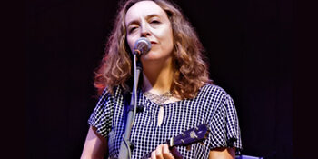 Ruth Ungar Ruth Ungar playing a banjo ukulele